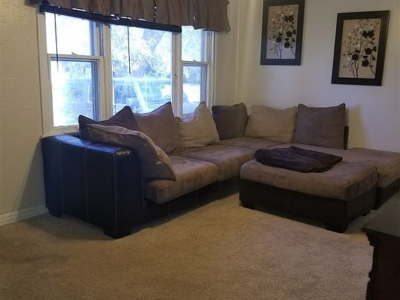 4th image of 2529 Everitt Dr
