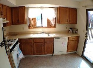29 Bennington Sq, Hackettstown, NJ 07840