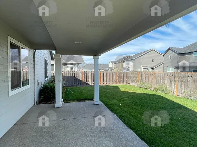 1062 Chestnut St — Photo 26