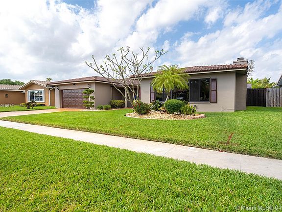 5th image of 6611 NW 23rd St