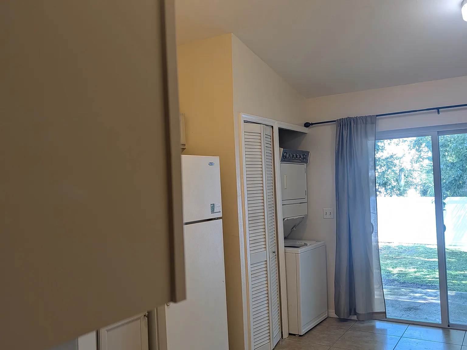 2 bed, $1,600 — Photo 3