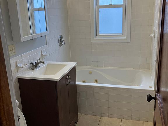 2nd image of 602 Adams St Floor 3