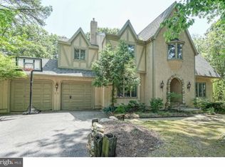 13 Bronwood Dr, Voorhees, NJ 08043