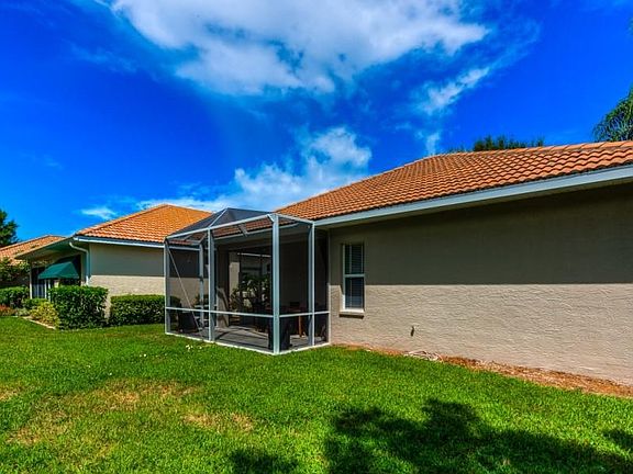 5th image of 5020 Seagrass Dr