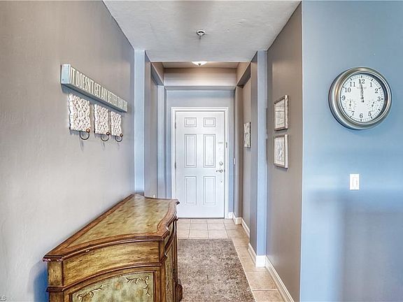 2nd image of 10720 Ravenna Way Unit 403