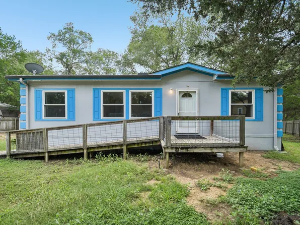 139 Meadow Creek Dr, Bastrop, TX 78602