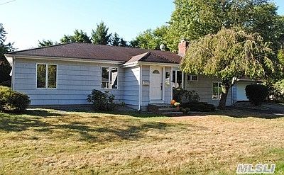 1st image of 16 Oakwood St