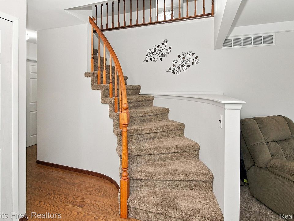 44597 Westminister Way, photo 5
