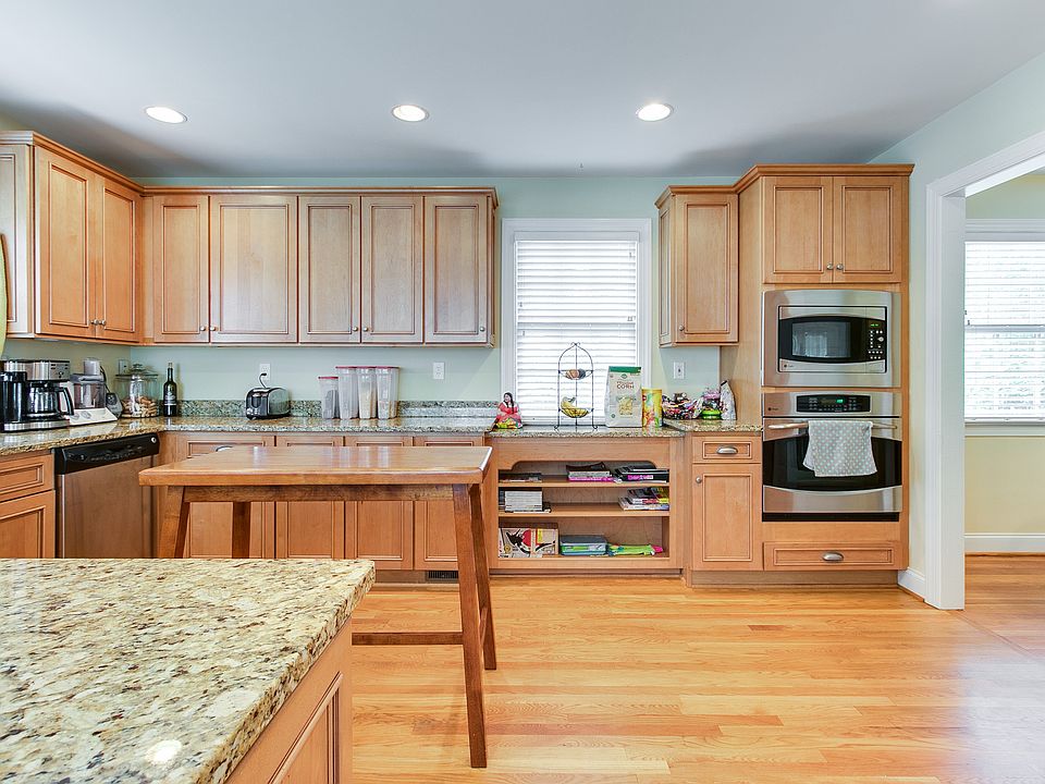 Newer kitchen (Wolf stove)