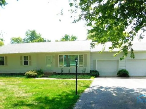 2241 McCutchenville Rd, Fostoria, OH 44830