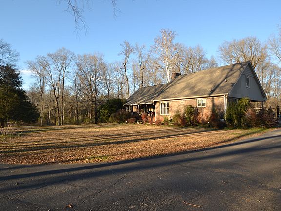 4th image of 636 County Road 107