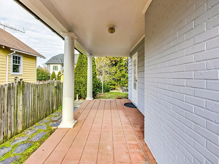 4509 Highland Ave — Photo 16