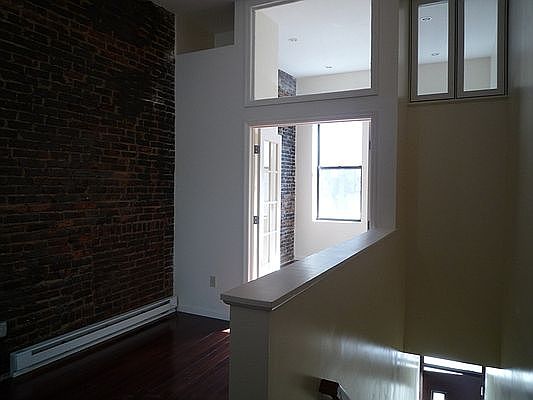 2nd image of 1039 Fulton St #1LL