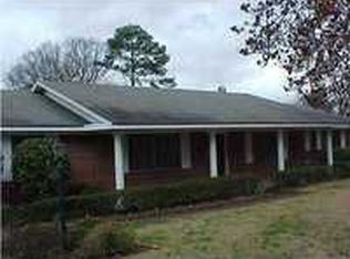 1115 Federal Dr, Montgomery, AL 36107