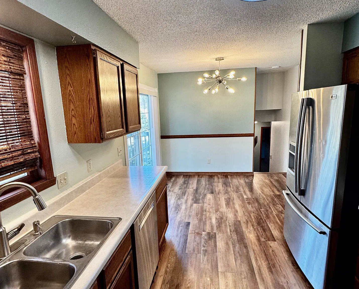 3 bed, 1504 sqft, $2,150 — Photo 4