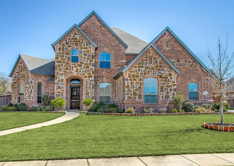 1st image of 1941 Denali Ln
