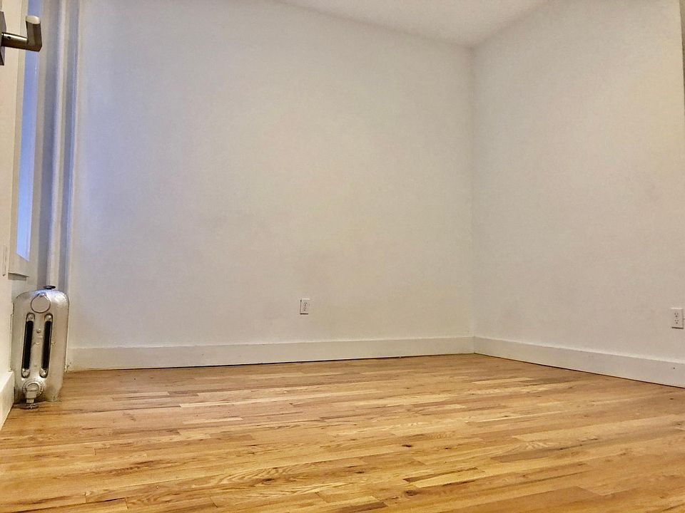 2nd image of 11 Gardner Ave APT 4