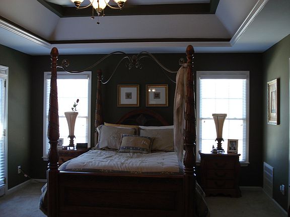 Oversized Master Bedroom with Trey Ceiling & Sitting Area