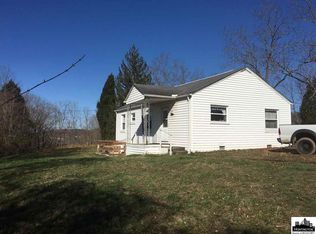 4858 W Pea Ridge Rd, Huntington, WV 25705