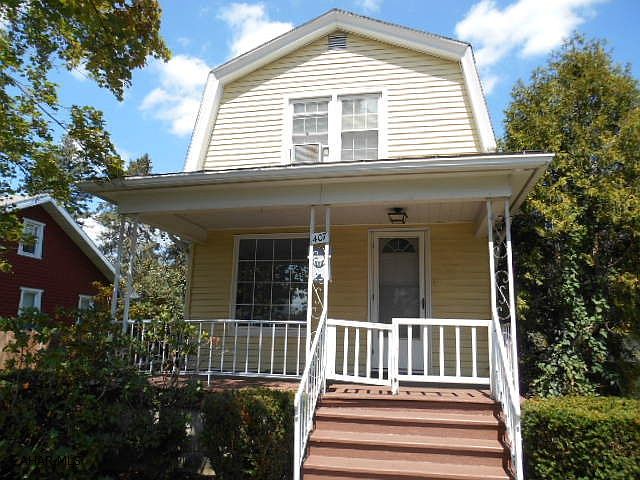 1st image of 407 E Southey Ave