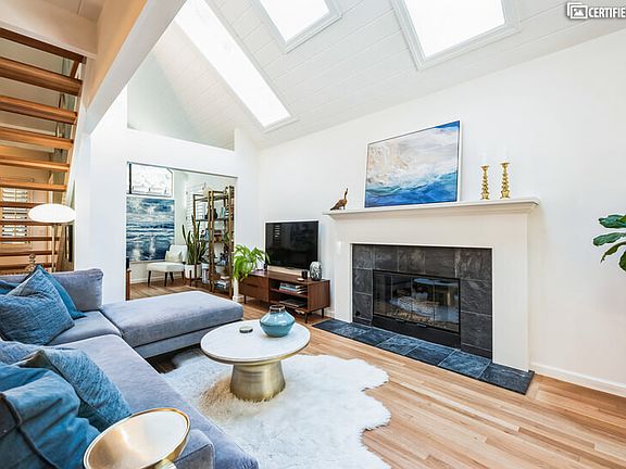 Living Room Alt View