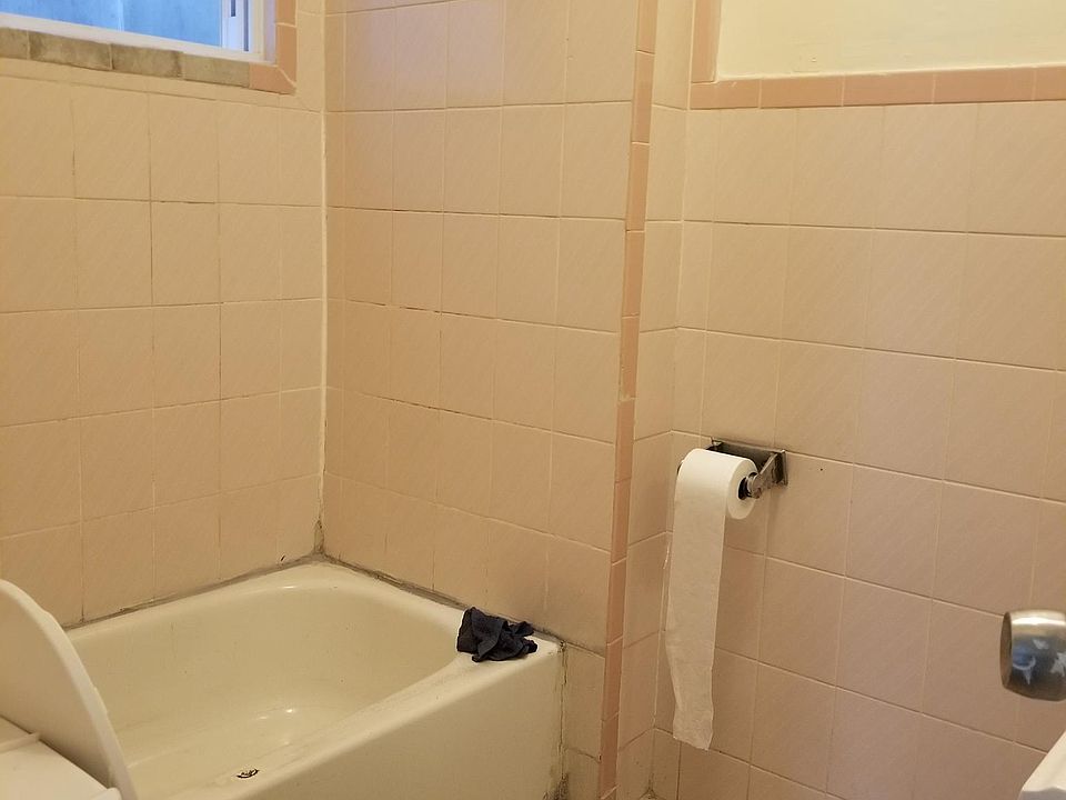 1st image of 93-47 202nd St #2