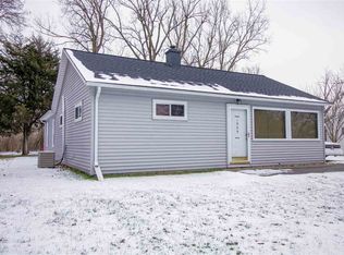 1909 Babcock Dr, Fort Wayne, IN 46819