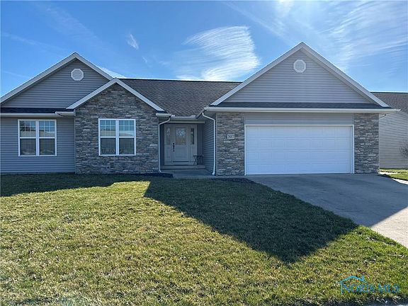 2nd image of 307 Winter Pine Dr