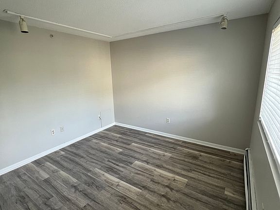 3rd image of 7621 Edinborough Way APT 2307