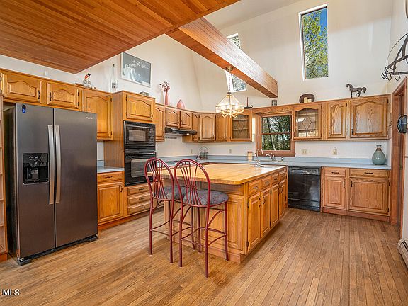 5th image of 31 Riley Hill Road