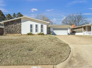 1006 S Ridge Dr, Stillwater, OK 74074