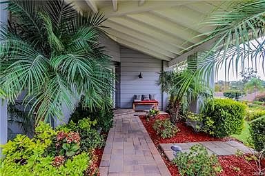 1st image of 25992 La Cuesta Ave