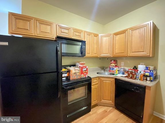 2nd image of 2134 N Carlisle St #B