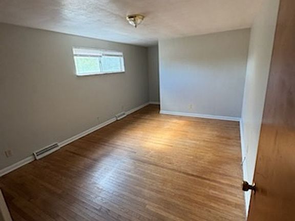 5th image of 2902 N Rockwood Dr #A-1