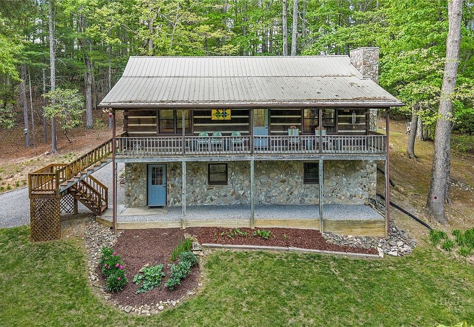 1st image of 214 Deer Ridge Road