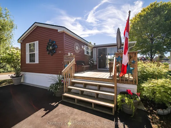 19 White Pines Trl, Wasaga Beach, ON L9Z 1X7