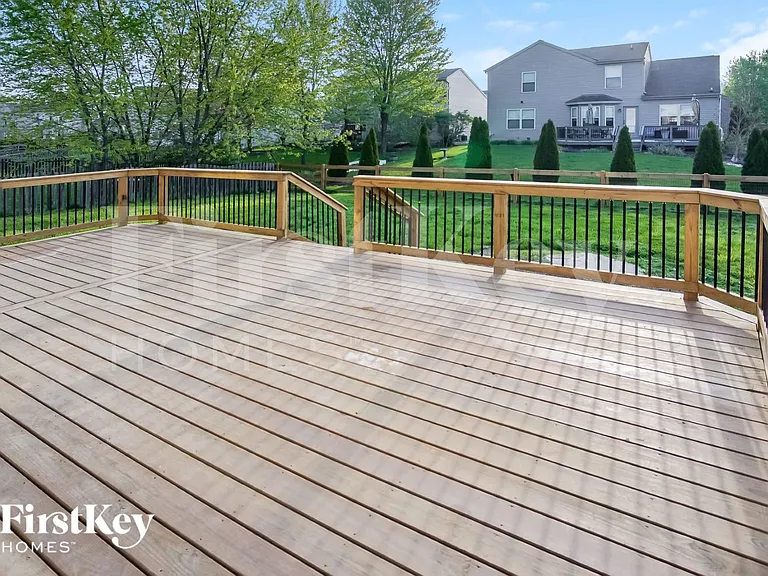 7398 Haverhill Ln — Photo 14