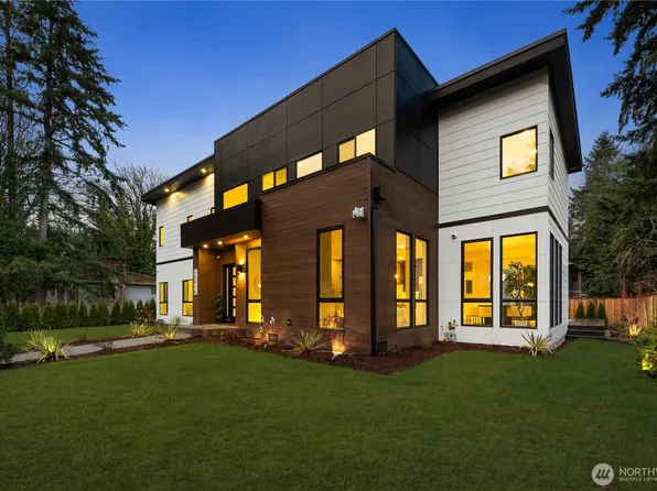 10416 130th Avenue NE, Kirkland, WA 98033