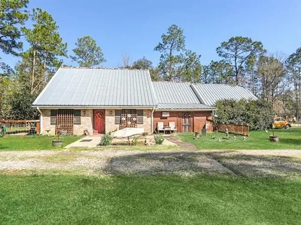 24421 Sanders Rd, Covington, LA 70435