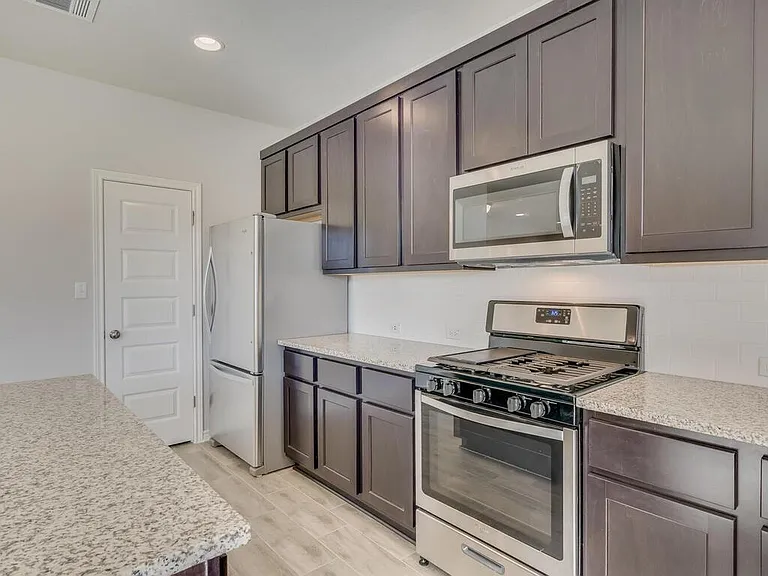 2117 Pecan Island Dr — Photo 10