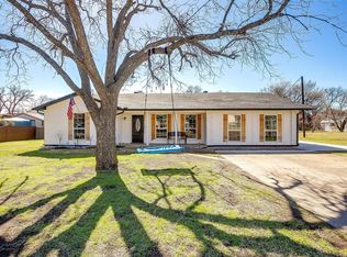 448 Wicker Way, Burleson, TX 76028