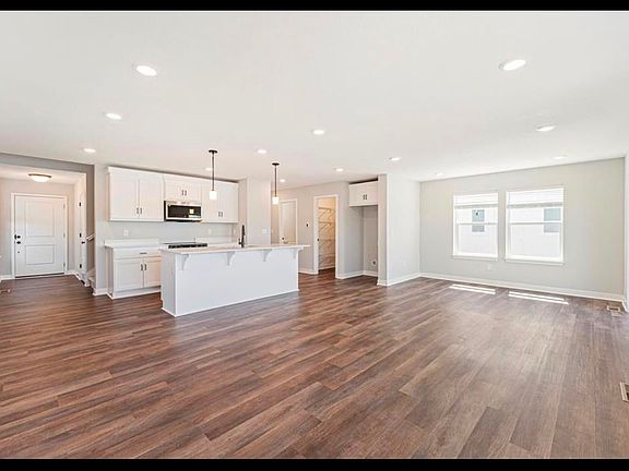 3rd image of 8822 SW 10th St