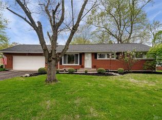 1980 N Belleview Dr, Bellbrook, OH