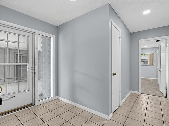 3rd image of 8065 SW 100TH LANE ROAD