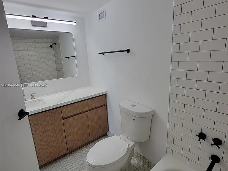 2655 Collins Ave #608 — Photo 11