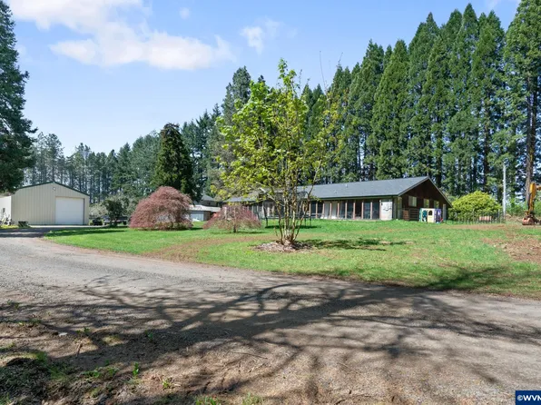 4153 Bobray Dr SE, Sublimity, OR 97385