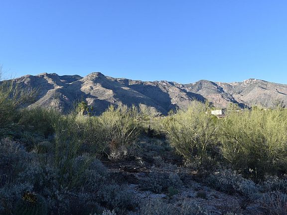 2nd image of 6245 N Camino Arco