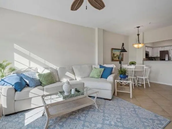 23600 Walden Center Dr APT 308, Bonita Springs, FL 34134