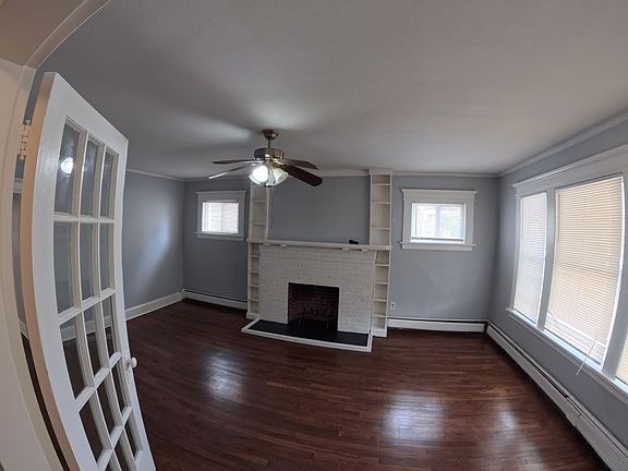 2nd image of 740-742 Capitol Ave #740