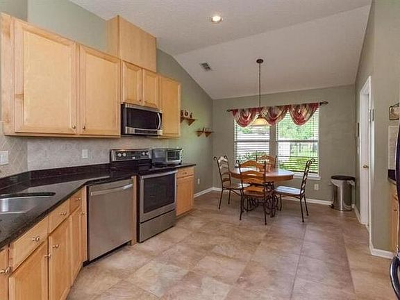 3rd image of 1503 W Windy Willow Dr
